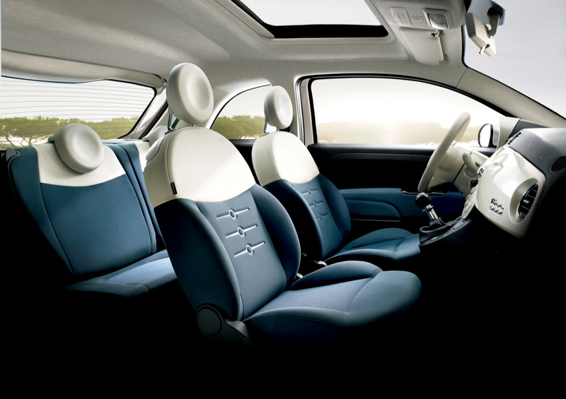 Illustration for article titled Fiat 500 Rolls Out in Europe, Bristling with Tech Goodness